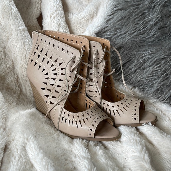 Beige Wedges - Picture 1 of 4